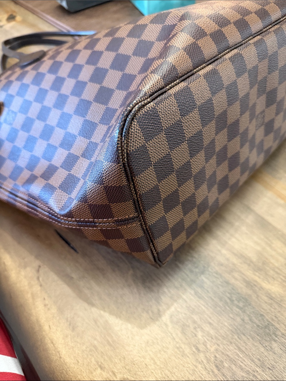 Authentic LOUIS VUITTON Neverfull MM size in Damier Ebene - Picture 11 of 16